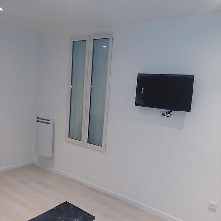 Appartement Pres De Stade De France Обервилье Экстерьер фото