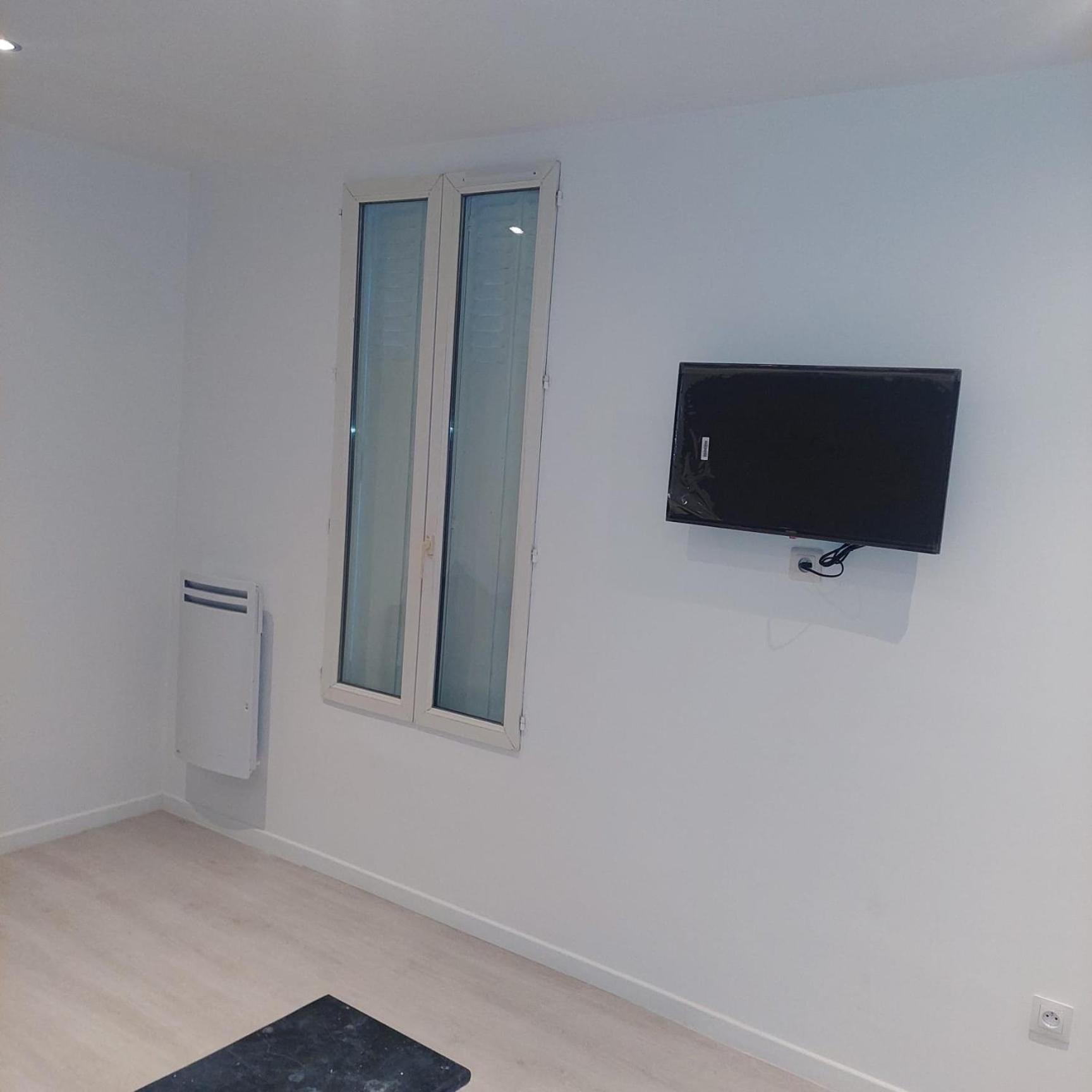 Appartement Pres De Stade De France Обервилье Экстерьер фото